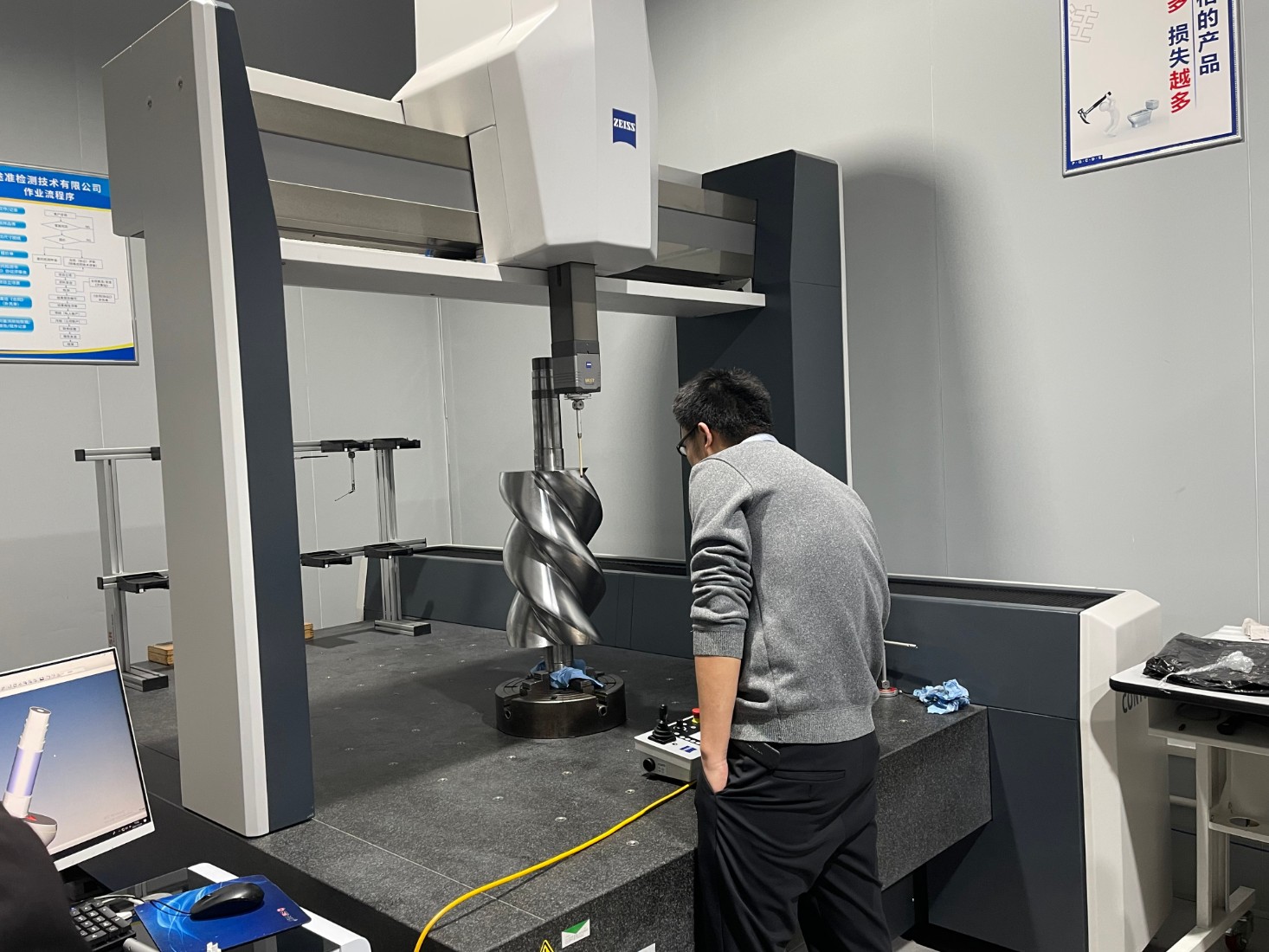 如何選擇三坐標(biāo)測(cè)量?jī)x 如何選擇三坐標(biāo)測(cè)量?jī)x